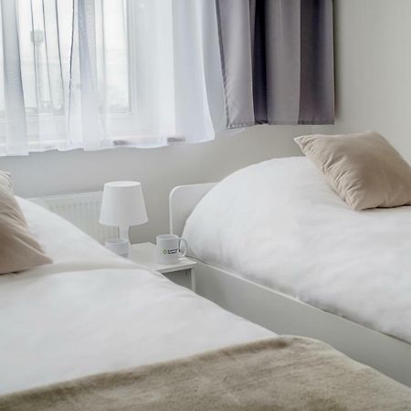 Apartament Poniatowskiego - Komfortowe Noclegi Piaseczno Kültér fotó